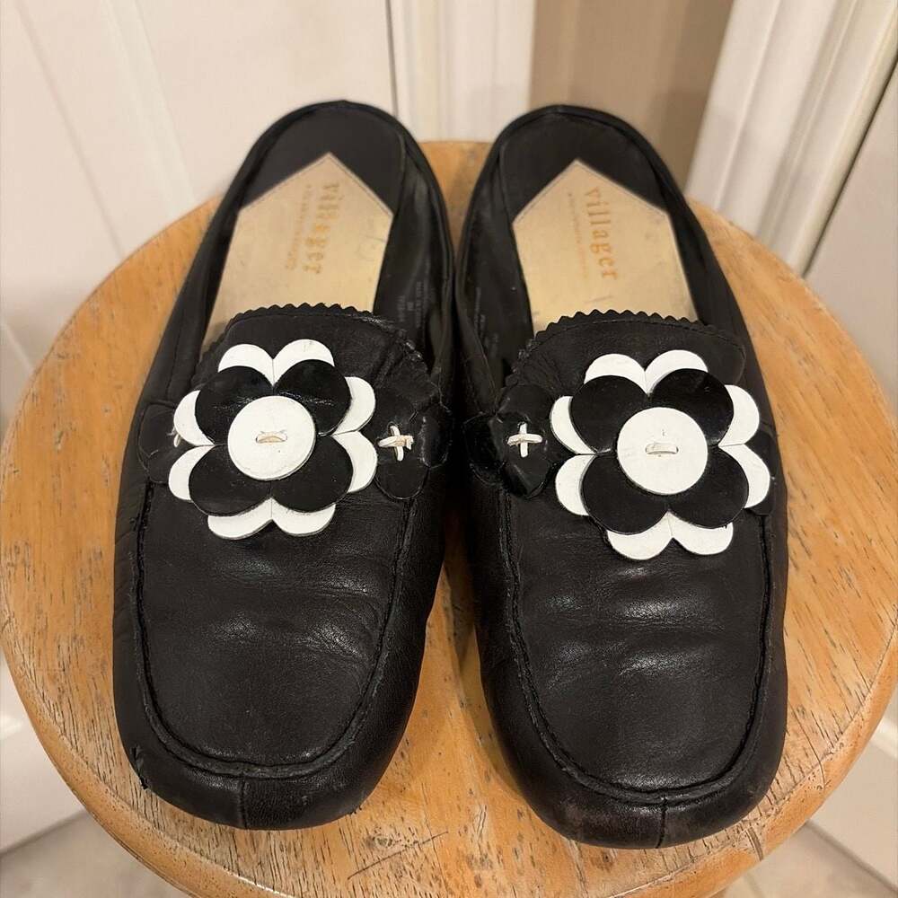Villager Liz Claiborne Coop Black Leather Flower Mules Slides Size 8M